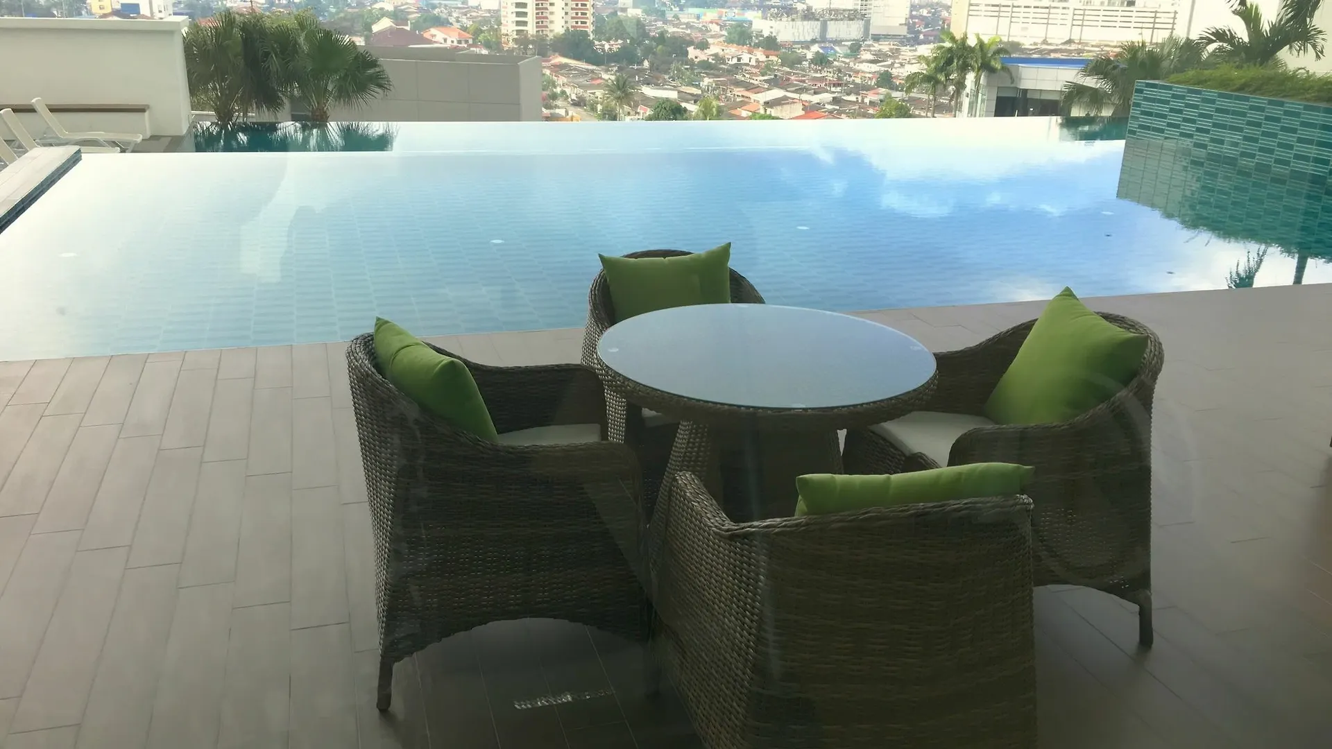 Pinnacle Tower Apartment Stay By Feel Suites Johor Bahru Malesia