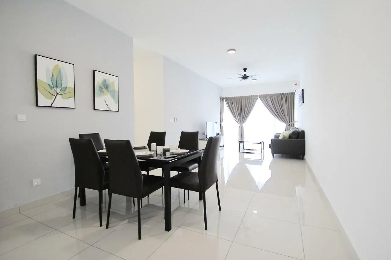 Pinnacle Tower Apartment Stay By Feel Suites Johor Bahru