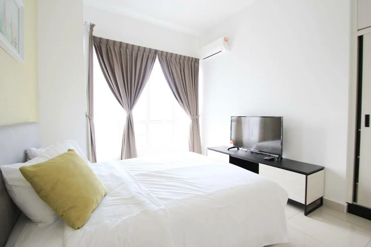 Affittacamere Pinnacle Tower Apartment Stay By Feel Suites Johor Bahru